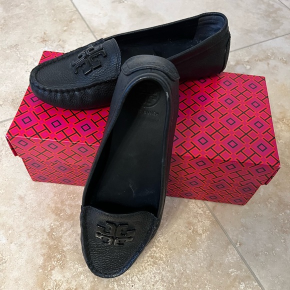 Black Leather Tory Burch Loafer - Picture 1 of 2